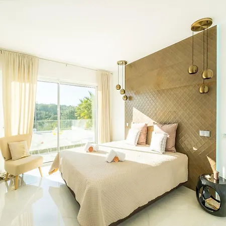 Villa Fenced Armacao de Pera